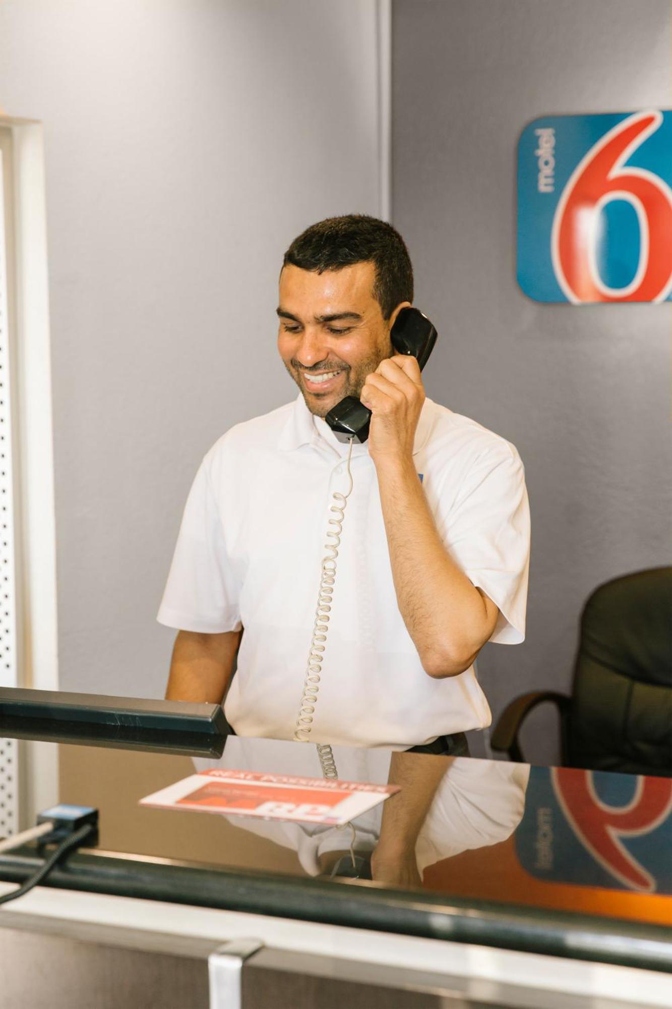 Motel 6-Richmond, Va - I-64 West Хенрико Экстерьер фото